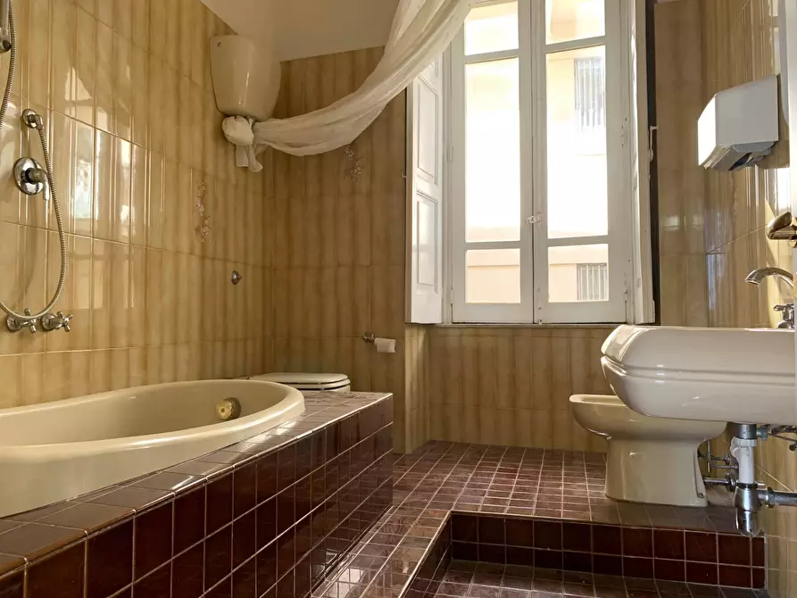 Immagine 12 di Appartamento in affitto  in Piazza Stocco a Catanzaro