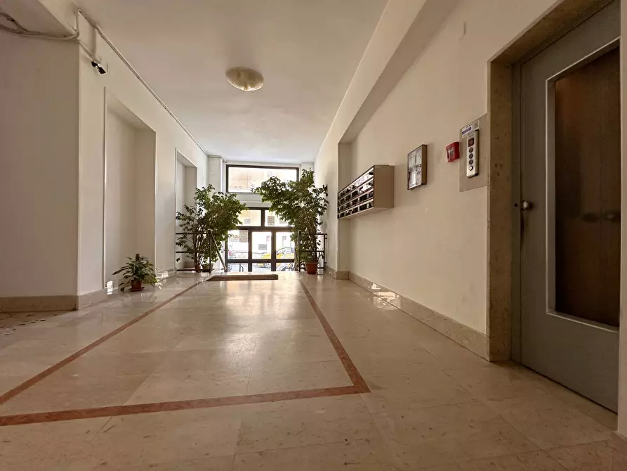 Immagine 23 di Appartamento in vendita  in via Madonna dei Cieli 16 a Catanzaro