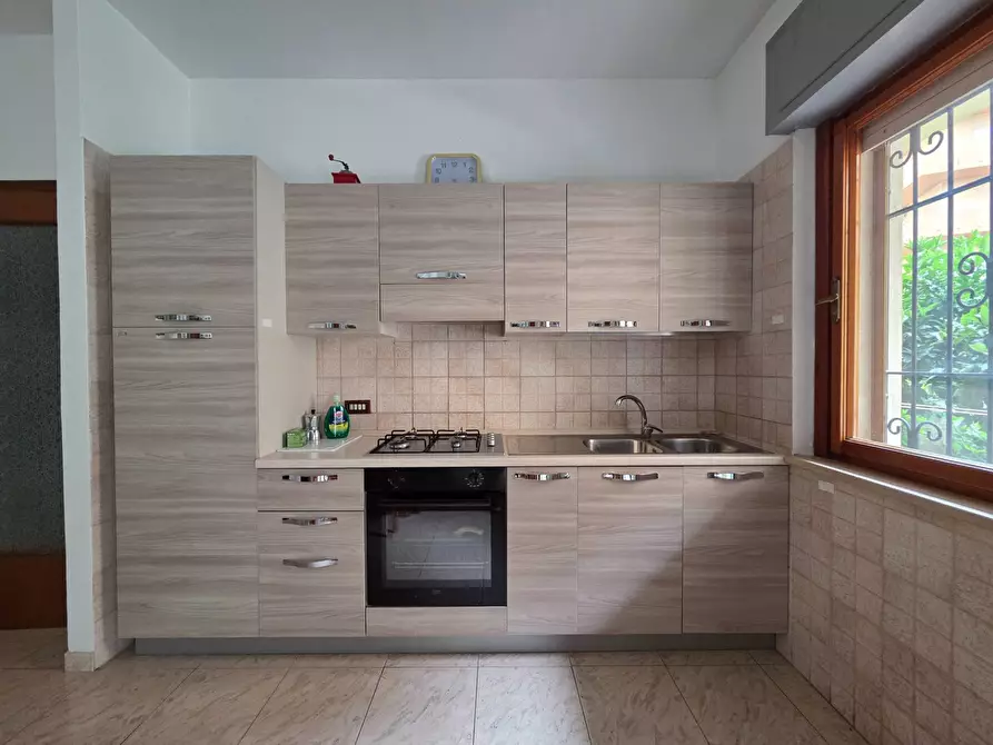 Immagine 4 di Appartamento in affitto  in Viale Crotone 19 a Catanzaro