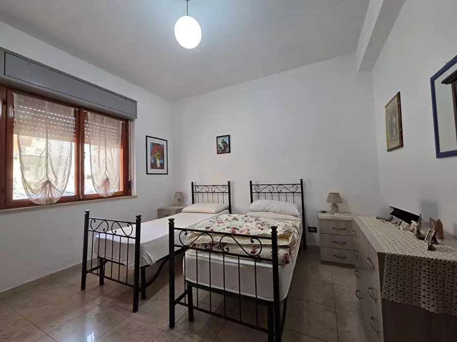 Immagine 12 di Appartamento in affitto  in Viale Crotone 19 a Catanzaro