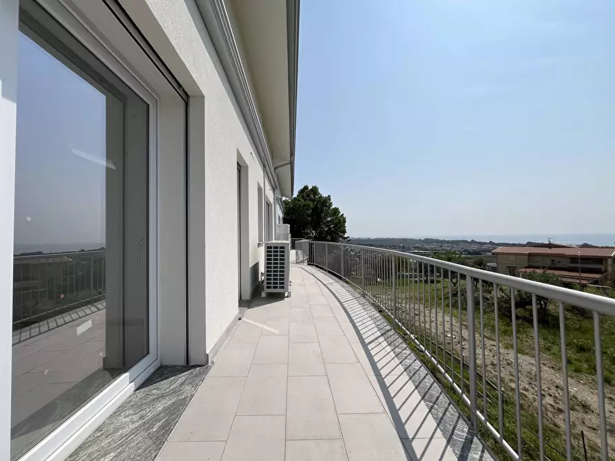 Immagine 13 di Appartamento in vendita  in Via Antonio Izzi De Falenta 11 a Catanzaro