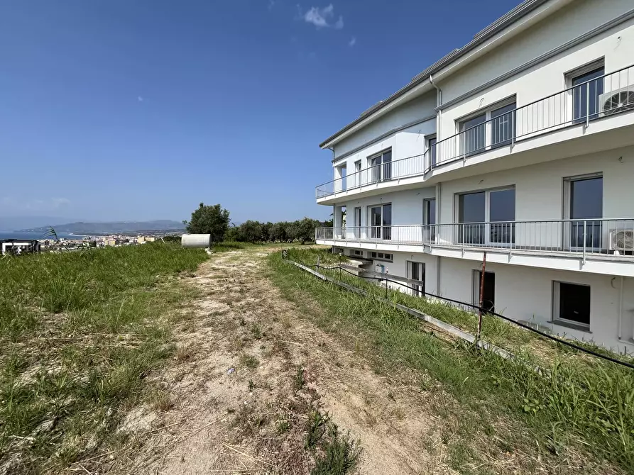 Immagine 19 di Appartamento in vendita  in Via Antonio Izzi De Falenta 11 a Catanzaro