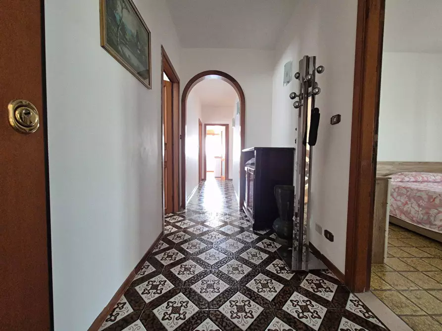 Immagine 3 di Camera in affitto  in Via dei Crociati 41 a Catanzaro