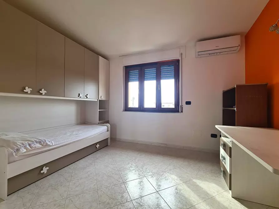 Immagine 2 di Appartamento in affitto  in Viale Crotone 62 a Catanzaro