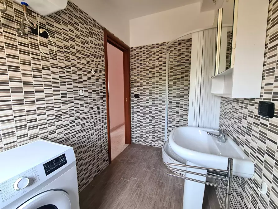 Immagine 7 di Appartamento in affitto  in Viale Crotone 62 a Catanzaro