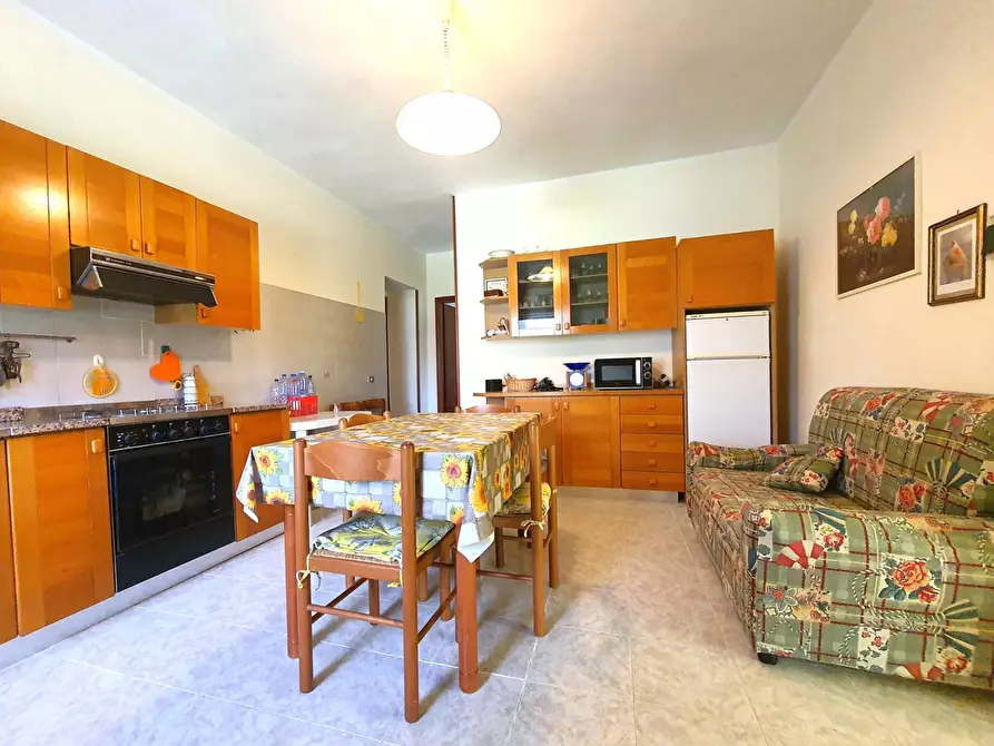 Immagine 5 di Appartamento in vendita  in Traversa Prima Via Apostolello 9 a Amaroni