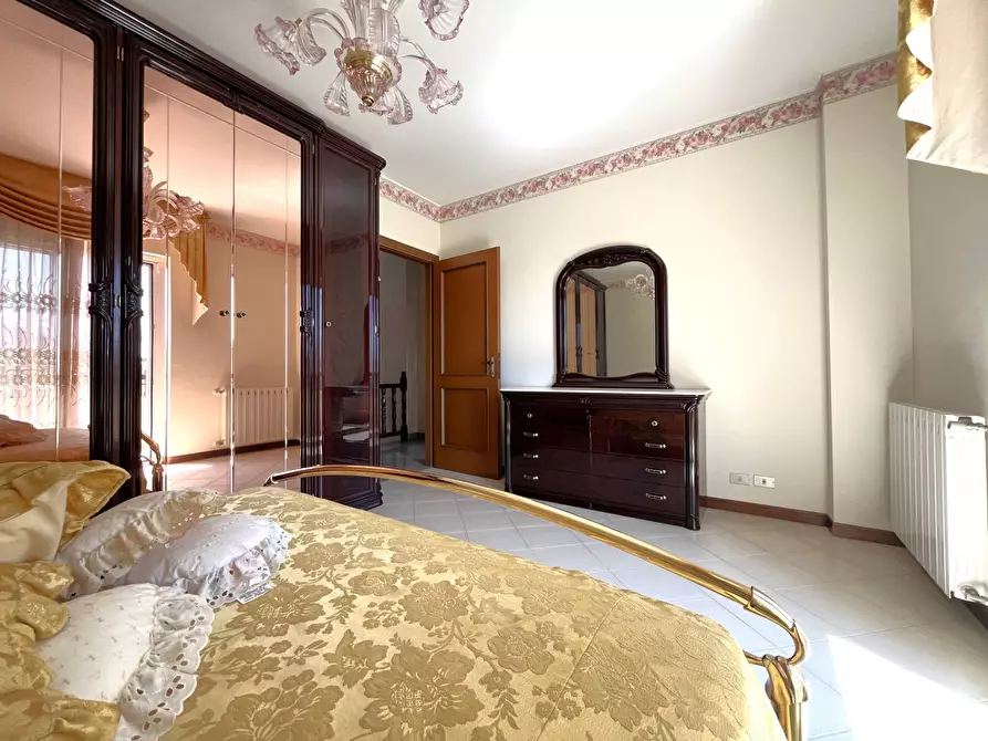 Immagine 24 di Villetta a schiera in vendita  in Via delle rose 22 a Soverato