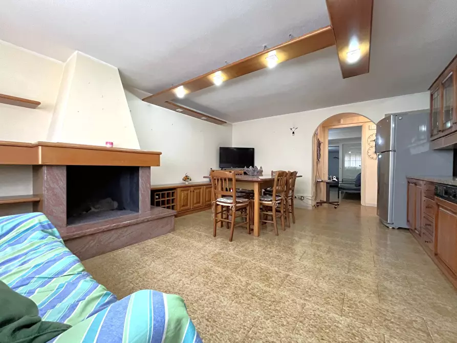 Immagine 14 di Villetta a schiera in vendita  in Via delle rose 22 a Soverato