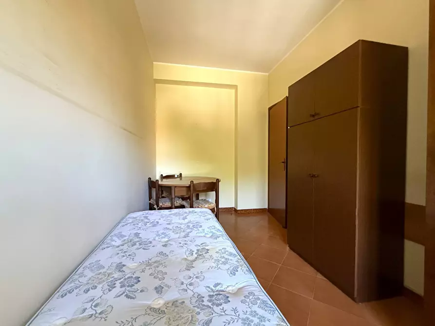 Immagine 10 di Camera in affitto  in via Eraclea a Catanzaro
