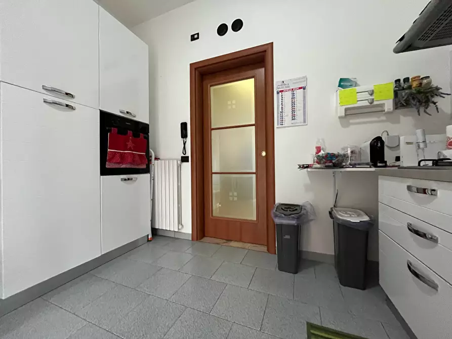 Immagine 9 di Appartamento in vendita  in viale Vincenzo De Filippis a Catanzaro