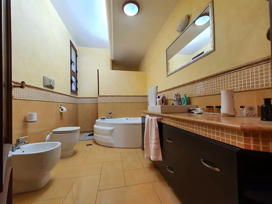 Immagine 11 di Appartamento in affitto  in via Sant'Elena a Catanzaro