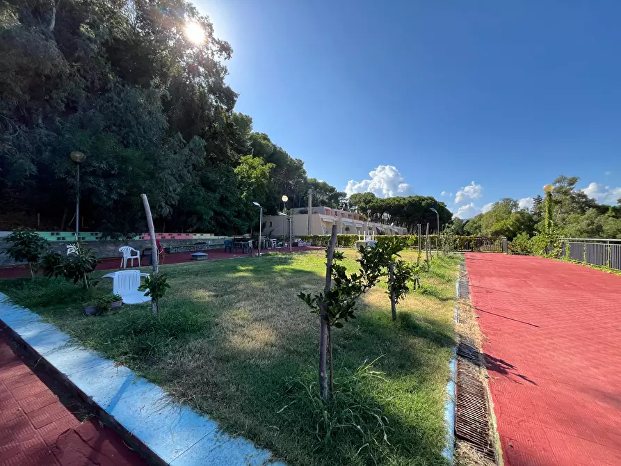 Immagine 21 di Appartamento in vendita  in Residence Parco dei Pini a Squillace