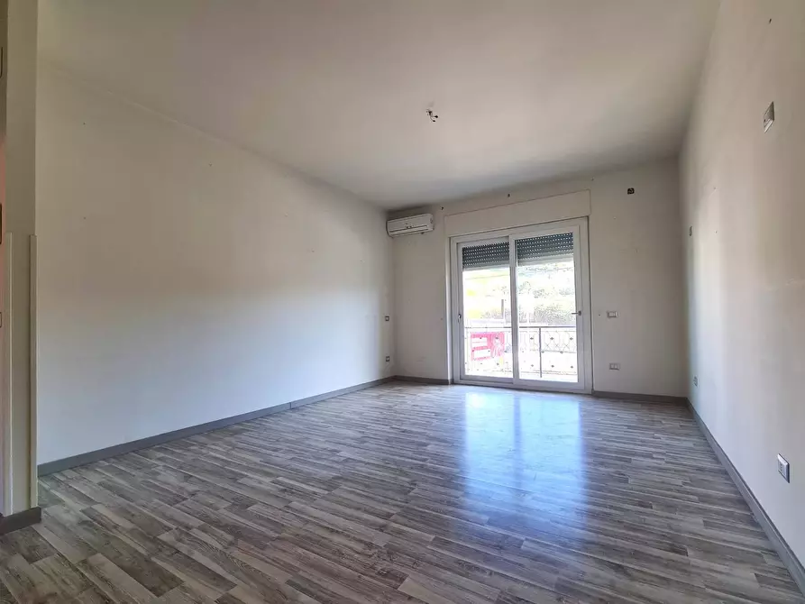 Immagine 2 di Appartamento in vendita  in Viale Magna Grecia a Catanzaro