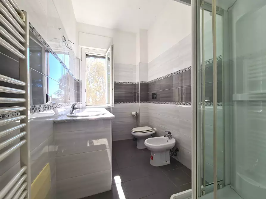 Immagine 10 di Appartamento in vendita  in Viale Magna Grecia a Catanzaro