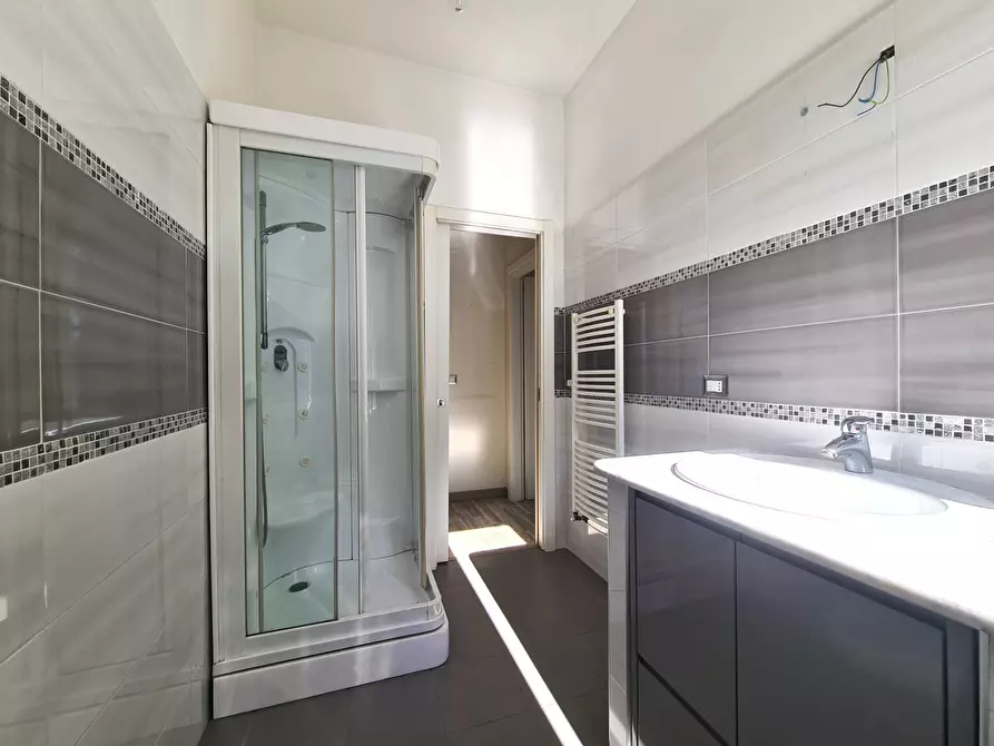 Immagine 11 di Appartamento in vendita  in Viale Magna Grecia a Catanzaro