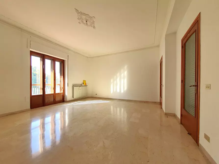 Immagine 2 di Appartamento in vendita  in viale dei Normanni a Catanzaro