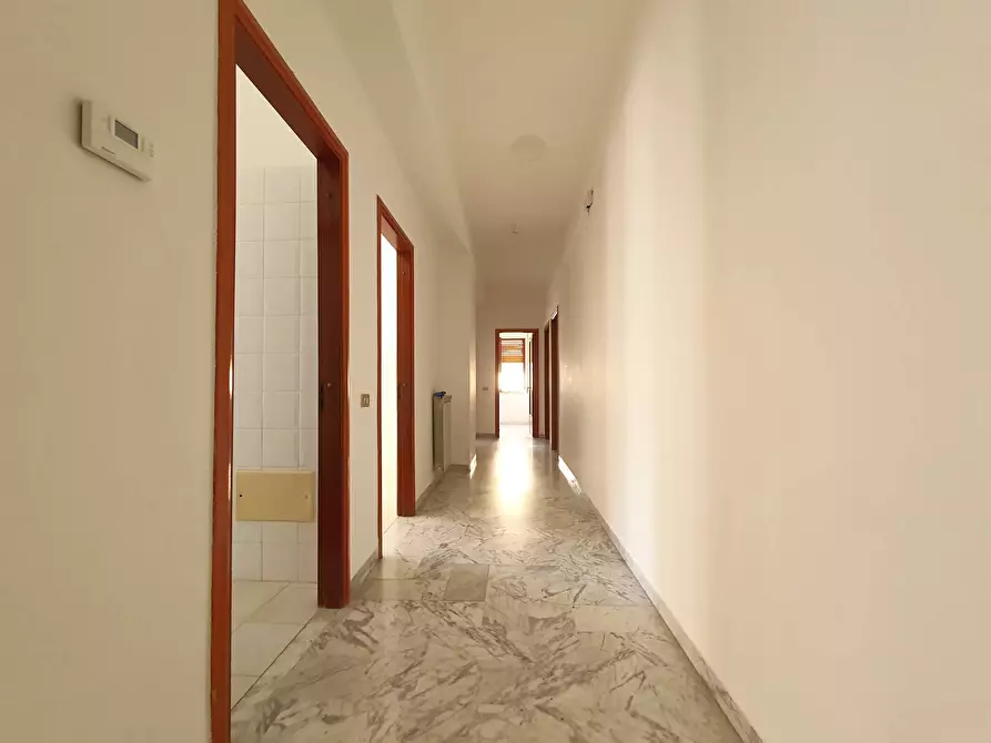 Immagine 9 di Appartamento in vendita  in viale dei Normanni a Catanzaro