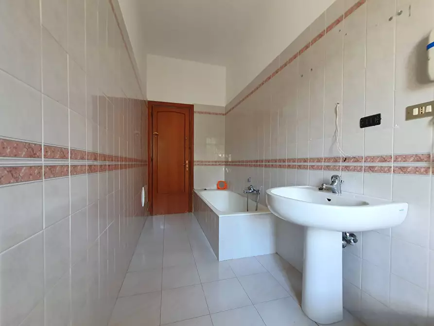 Immagine 18 di Appartamento in vendita  in viale dei Normanni a Catanzaro