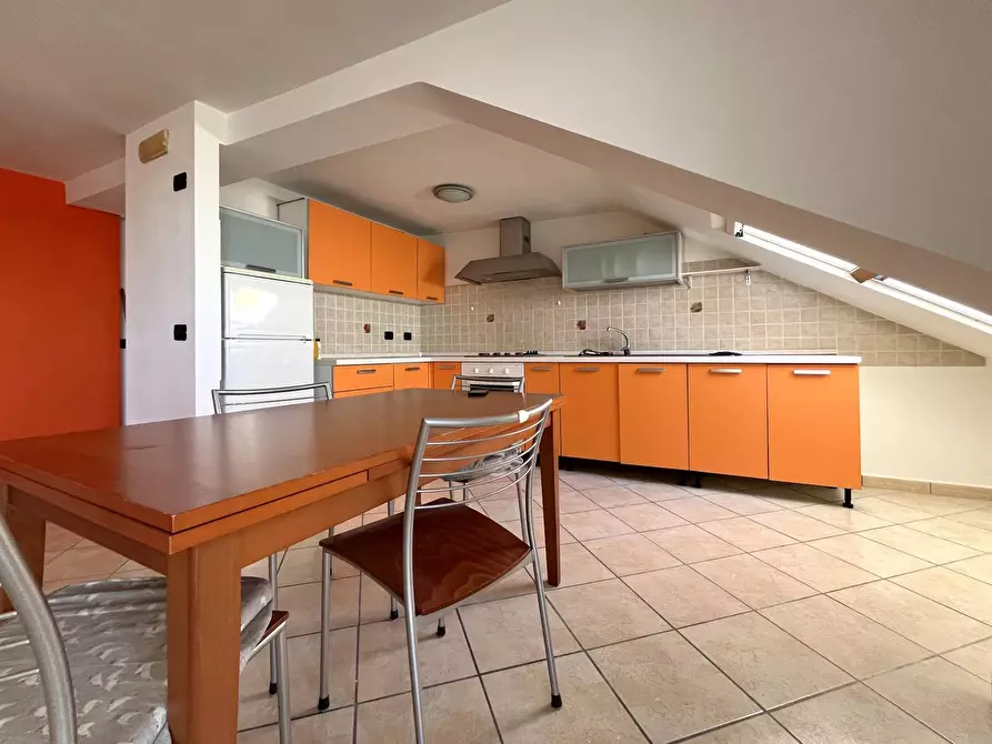 Immagine 4 di Appartamento in vendita  in viale Crotone 169 a Catanzaro