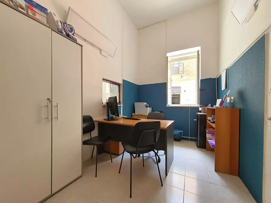 Immagine 7 di Ufficio in affitto  in Via Tommaso Gullì 1 a Catanzaro