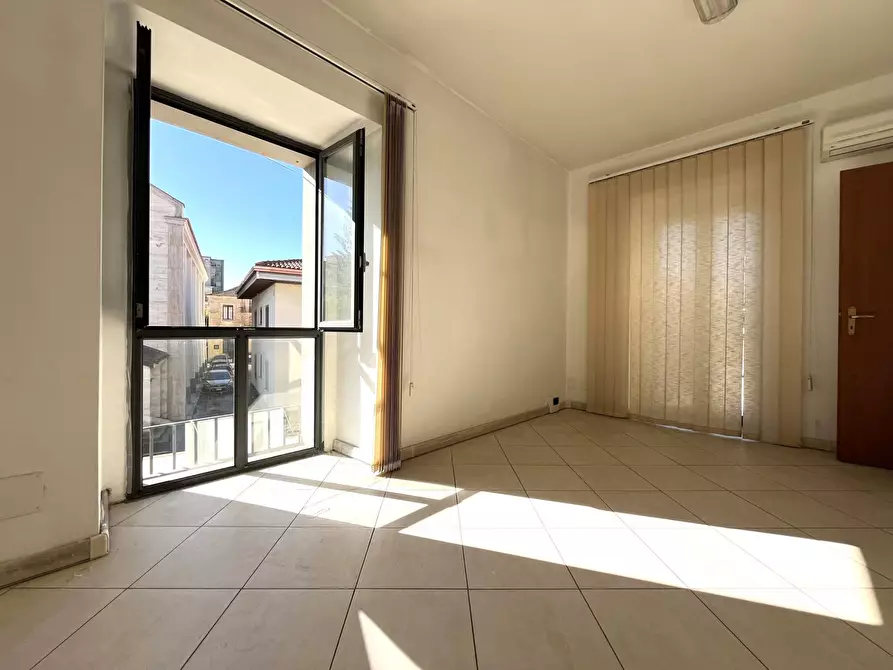 Immagine 9 di Appartamento in vendita  in via Corace a Catanzaro