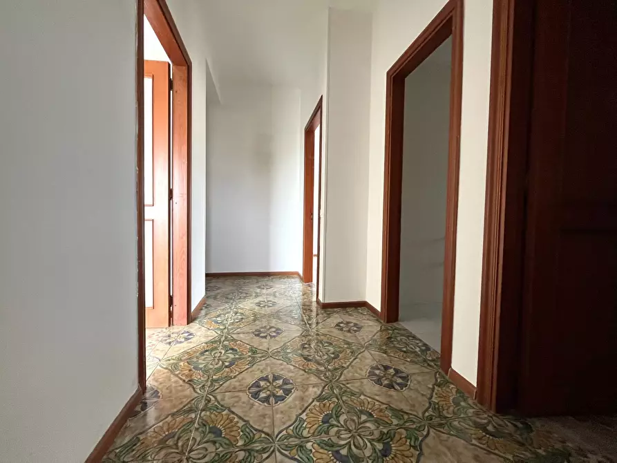 Immagine 16 di Appartamento in vendita  in via Caprera 86/A a Catanzaro