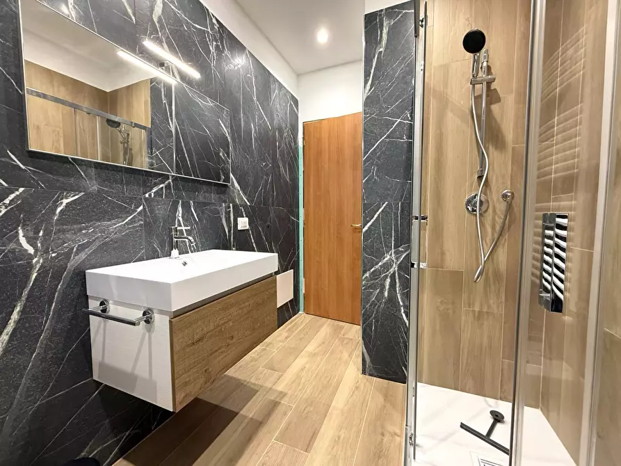 Immagine 18 di Appartamento in affitto  in via Sorrento a Catanzaro