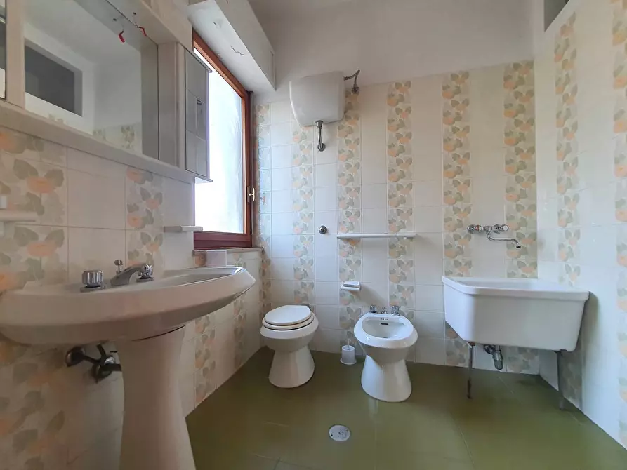 Immagine 7 di Camera in affitto  in viale Tommaso Campanella a Catanzaro