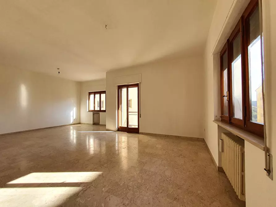 Immagine 4 di Appartamento in vendita  in viale Papa Pio X a Catanzaro