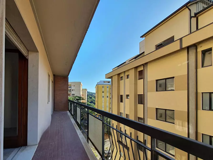 Immagine 12 di Appartamento in vendita  in viale Papa Pio X a Catanzaro