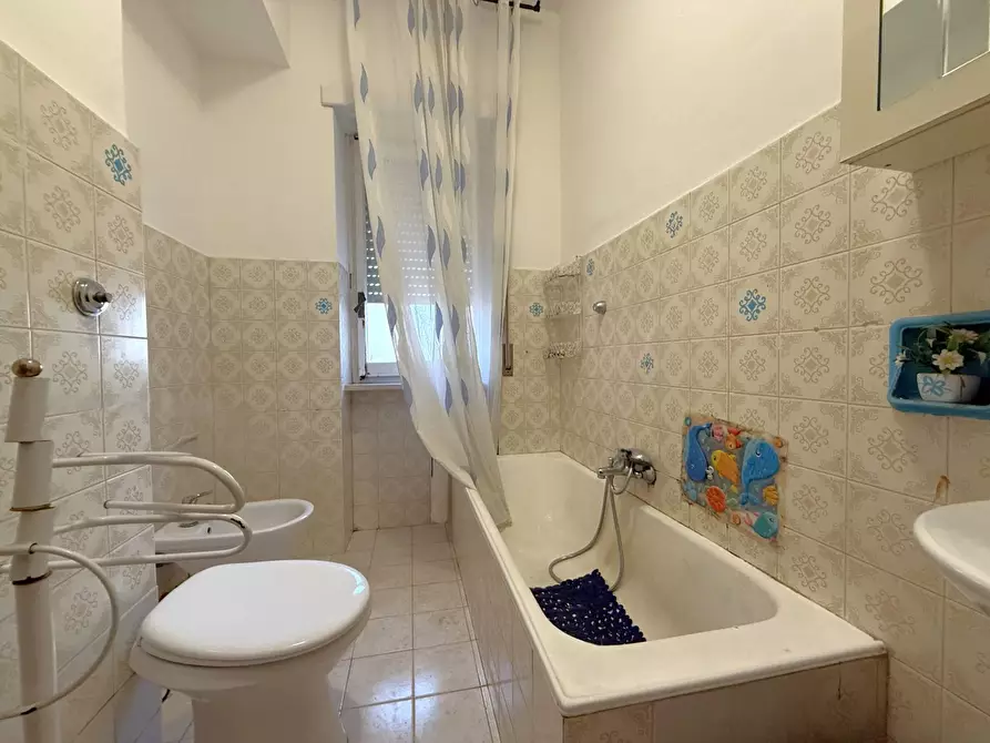 Immagine 12 di Camera in affitto  in Via Niccoloso da Recco 6 a Catanzaro