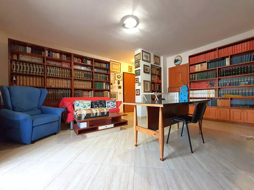 Immagine 6 di Appartamento in affitto  in Via Mario Greco 77 a Catanzaro