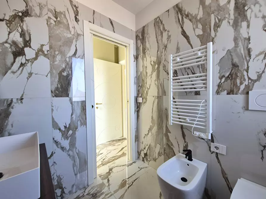 Immagine 9 di Appartamento in affitto  in viale Crotone a Catanzaro