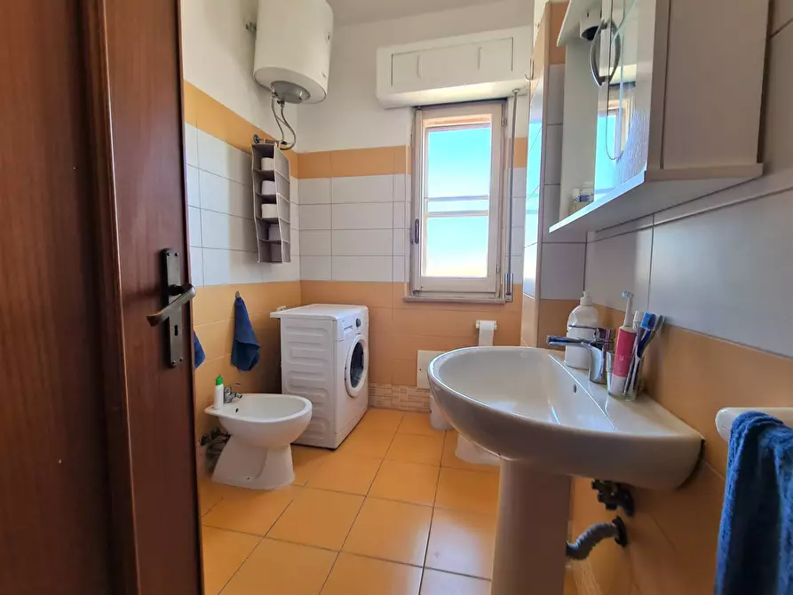 Immagine 13 di Appartamento in vendita  in Via Fiume 14 a Catanzaro