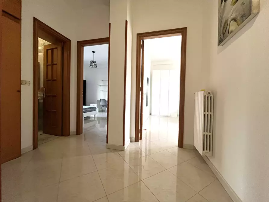 Immagine 4 di Camera in affitto  in viale Magna Grecia a Catanzaro