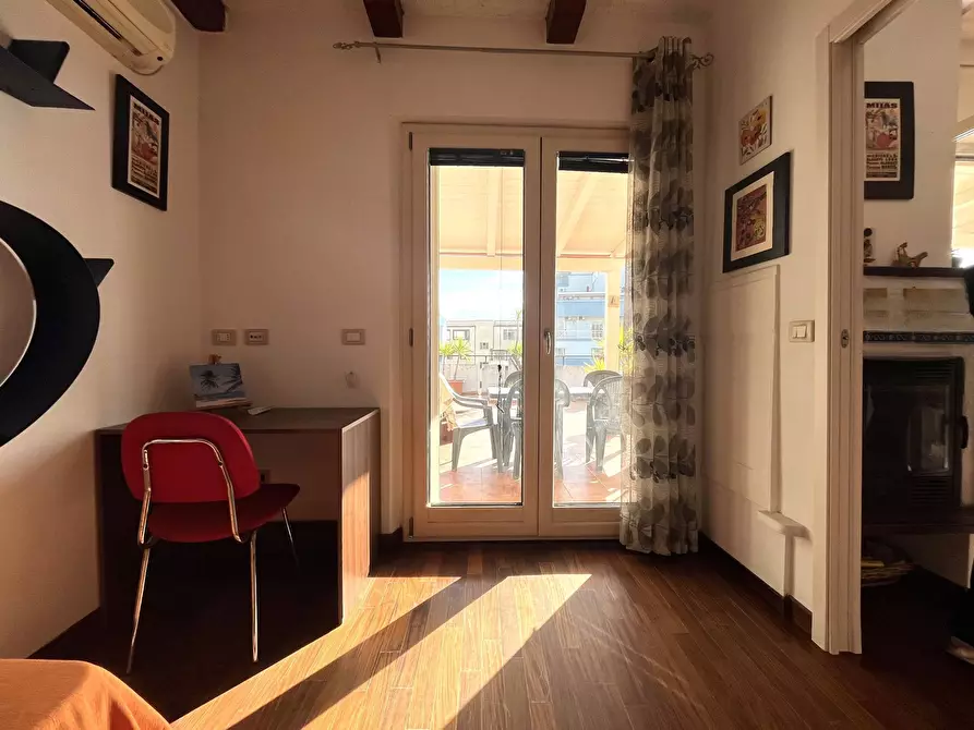 Immagine 19 di Camera in affitto  in viale Crotone a Catanzaro