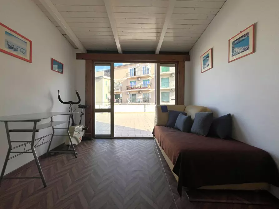 Immagine 4 di Camera in affitto  in viale Crotone a Catanzaro