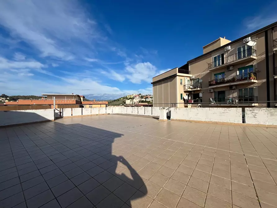 Immagine 5 di Camera in affitto  in viale Crotone a Catanzaro