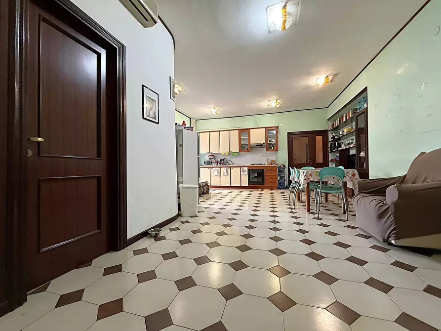 Immagine 4 di Appartamento in vendita  in via corace 46 a Catanzaro