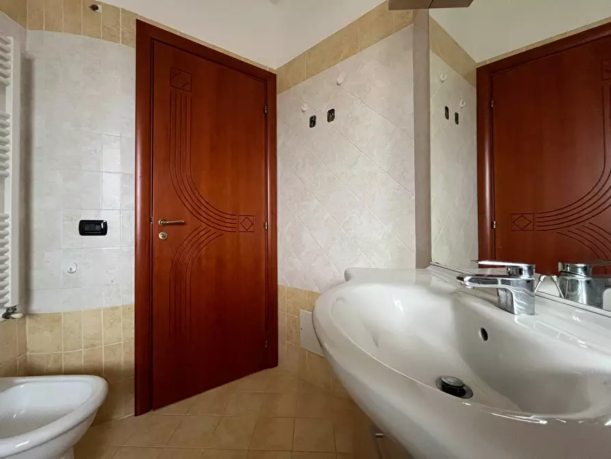 Immagine 13 di Appartamento in vendita  in traversa III viale crotone 2 a Catanzaro