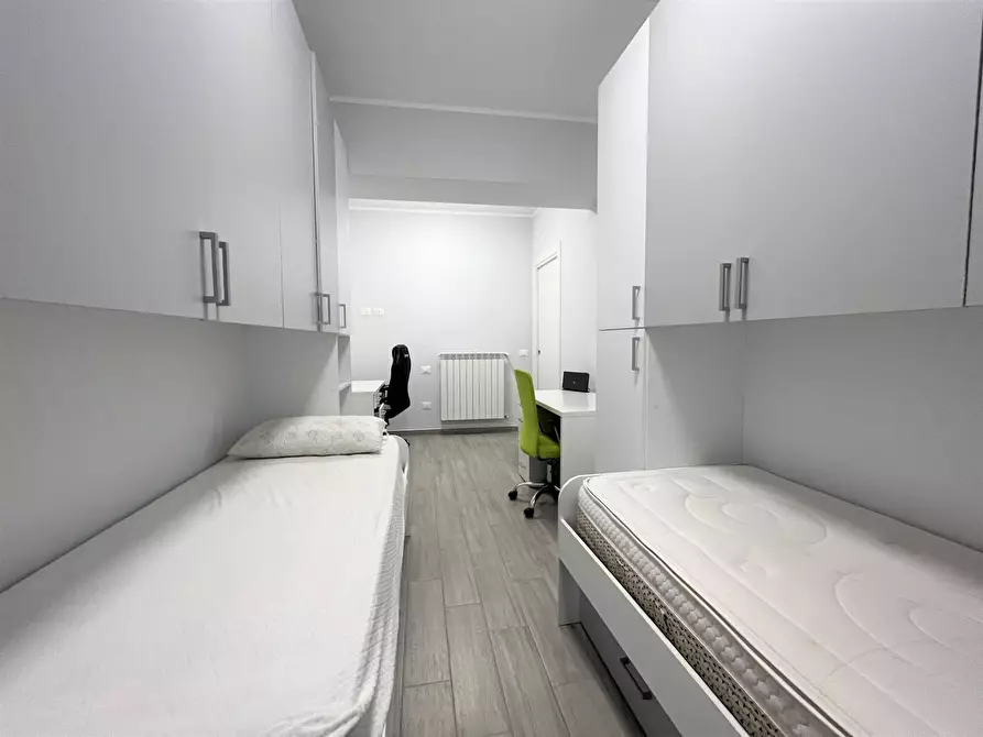 Immagine 11 di Appartamento in vendita  in Via Genova 13 a Catanzaro