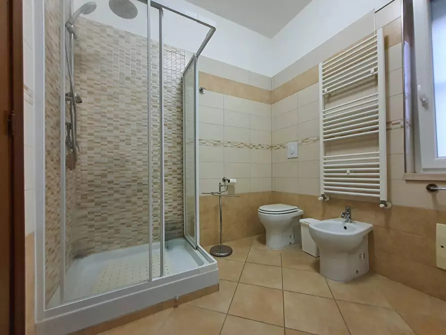 Immagine 14 di Appartamento in affitto  in viale degli Angioini a Catanzaro