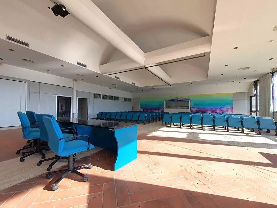 Immagine 4 di Ufficio in affitto  in viale Magna Grecia 194 a Catanzaro