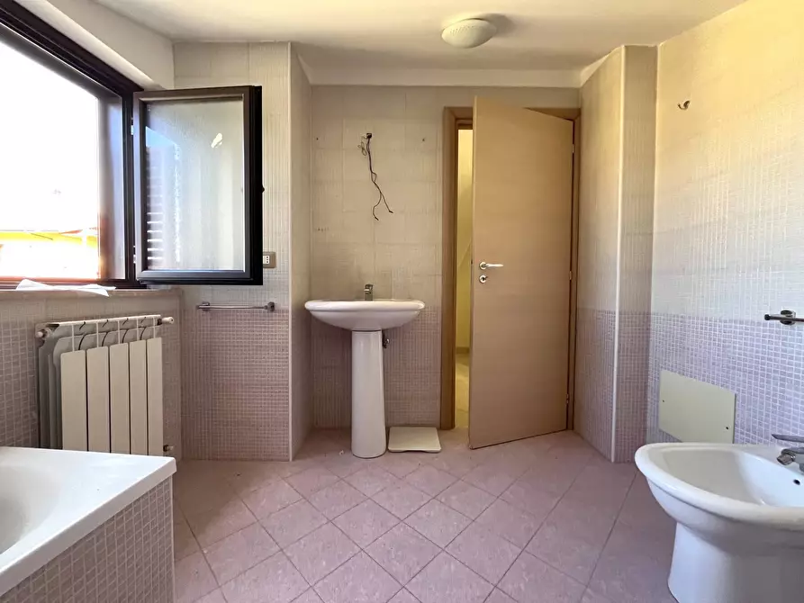 Immagine 12 di Casa semindipendente in affitto  in via Friuli a Catanzaro