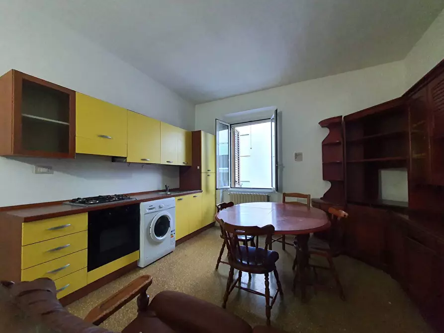 Immagine 2 di Appartamento in affitto  in via Francesco Acri 60 a Catanzaro