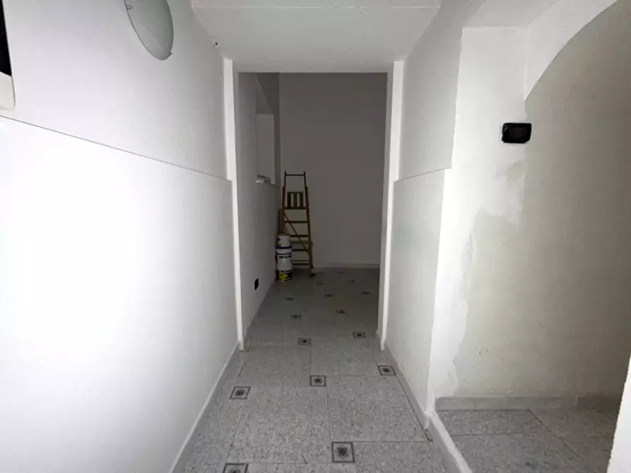 Immagine 5 di Negozio in affitto  in via Progresso 34 a Catanzaro