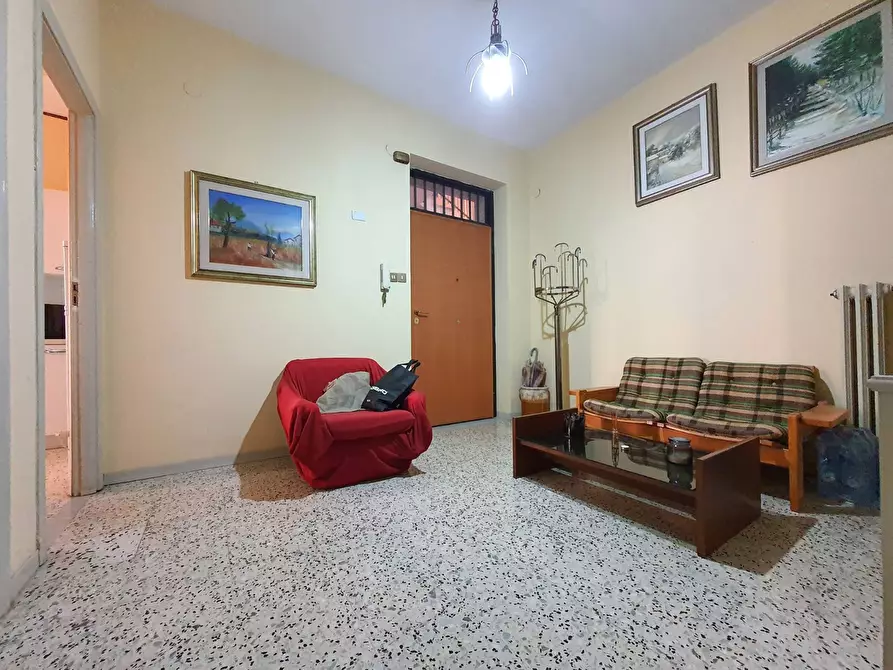 Immagine 16 di Camera in affitto  in via Madonna dei Cieli a Catanzaro