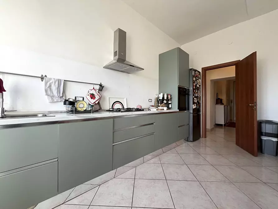 Immagine 6 di Appartamento in vendita  in via Sensales a Catanzaro