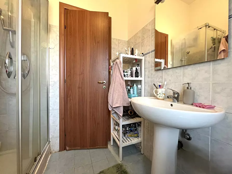 Immagine 13 di Appartamento in vendita  in via Sensales a Catanzaro