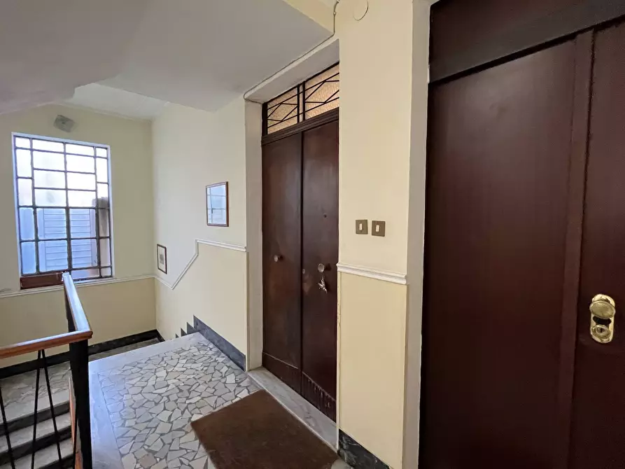 Immagine 21 di Appartamento in vendita  in via Sensales a Catanzaro